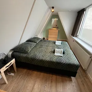 Lennon's Beachhouse Zandvoort