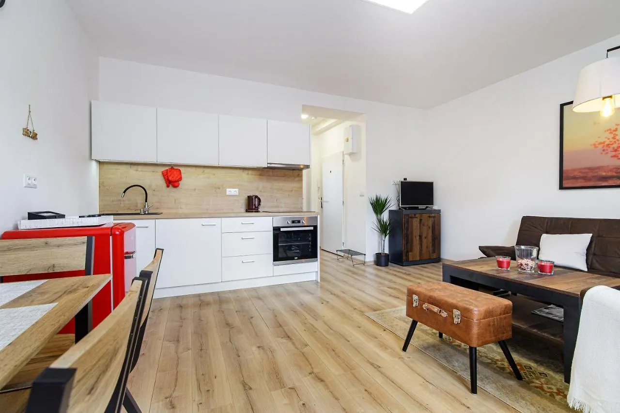 Apartment Hotel Stud Mb Ostrava